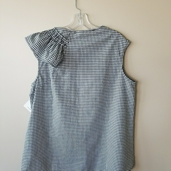 𝅺NEW! HALOGEN Asymmetrical Gingham Top Blouse Medium. - Picture 4 of 8